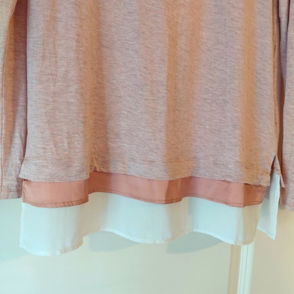 White House Black Market Women's Blush Pink Top - Picture 8 of 10